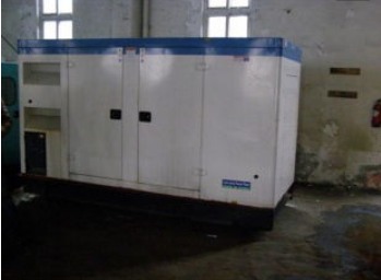 横县康明斯150kw大型柴油二手发电机组